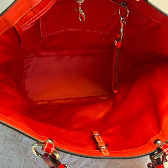 y2k Coach Vintage Red Patent Leather Perfume Print Tote - Picture 8 of 10